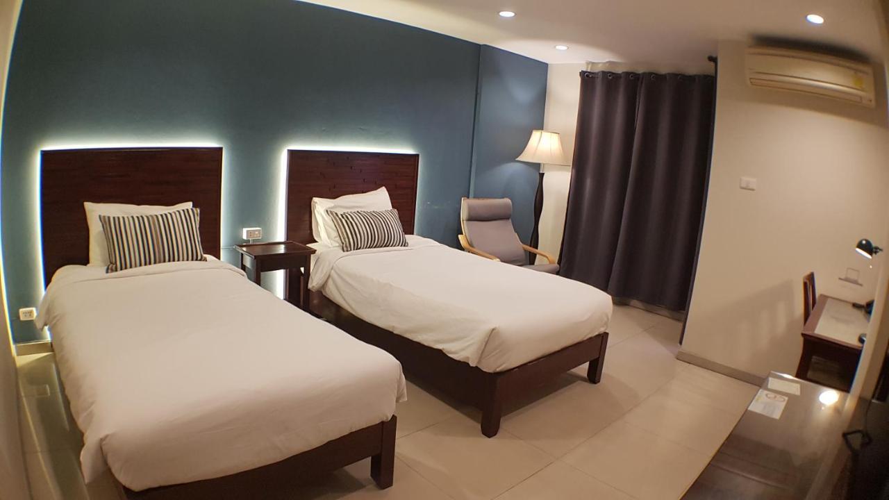 Khách sạn hẻo lánh The Royalbee 3*