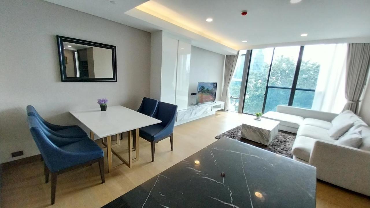 Luxury Queen Sirikit Asok Termianl 21 Apartment