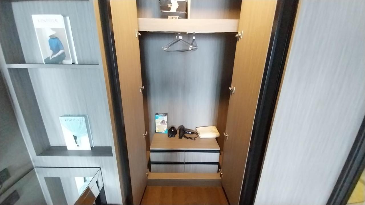 Luxury Queen Sirikit Asok Termianl 21 Apartment Bangkok