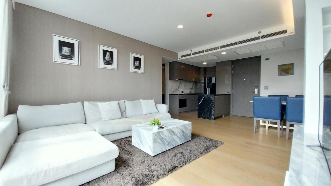 Luxury Queen Sirikit Asok Termianl 21 Apartment *
