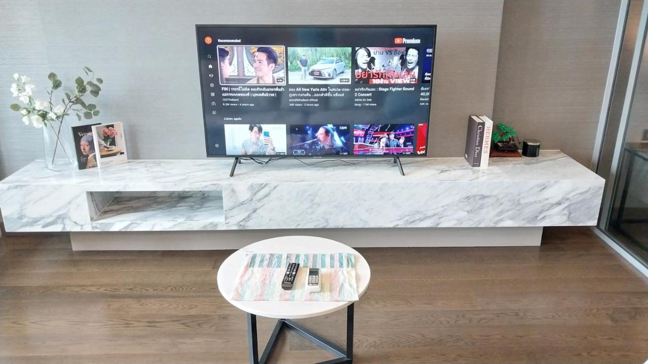 Luxury Queen Sirikit Asok Termianl 21