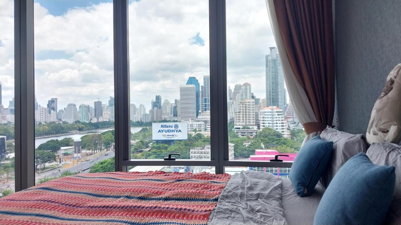 Luxury Queen Sirikit Asok Termianl 21 Apartment *