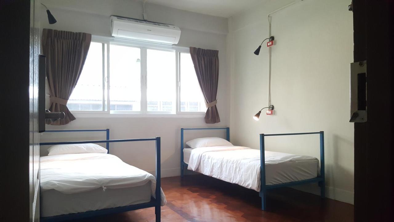 Asrama Check @chareon Krung Bangkok