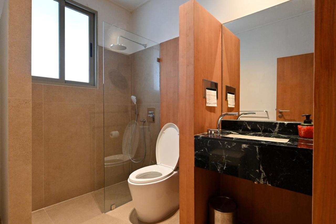 Apartment Roam At Balance Suites