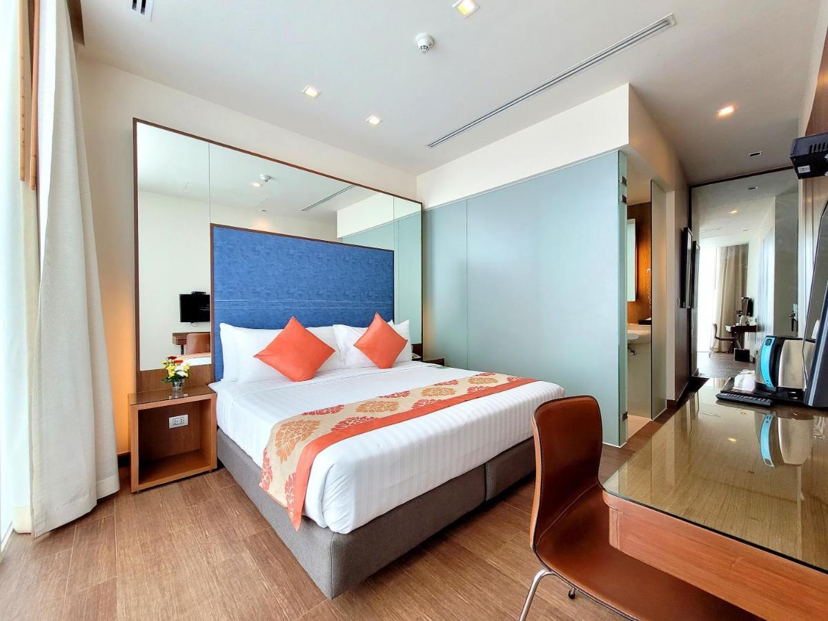 On 8 Sukhumvit Nana By Compass Hospitality Hotel