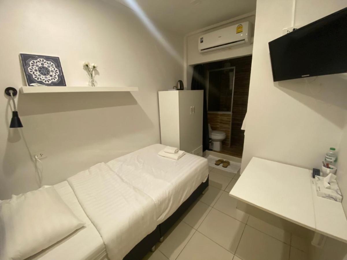 The Urban Age Deluxe Hotell Bangkok