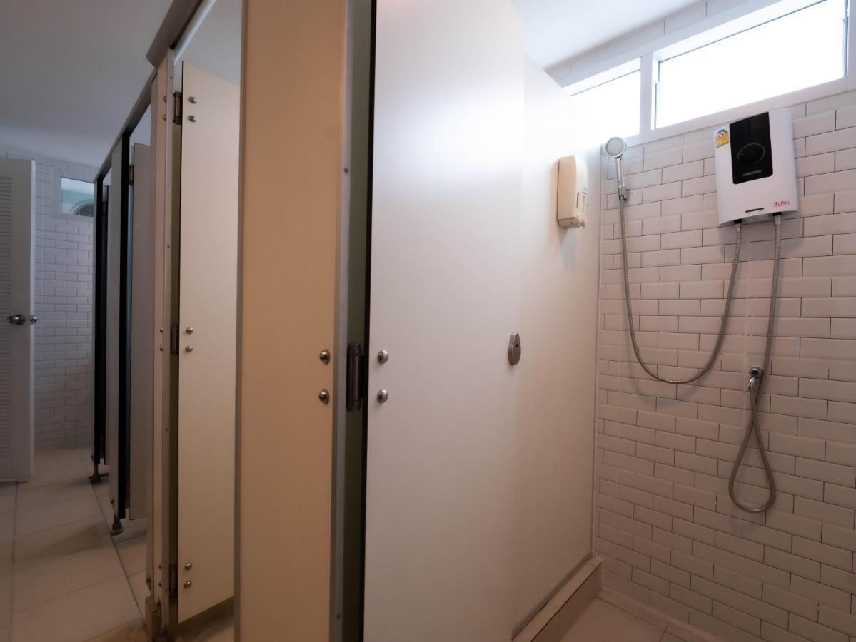 Hotel Roomquest Sukhumvit 50 4*