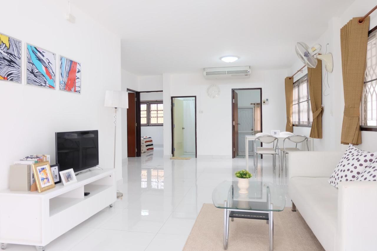 Vakantiehuis Chatuchak Art & Nature House