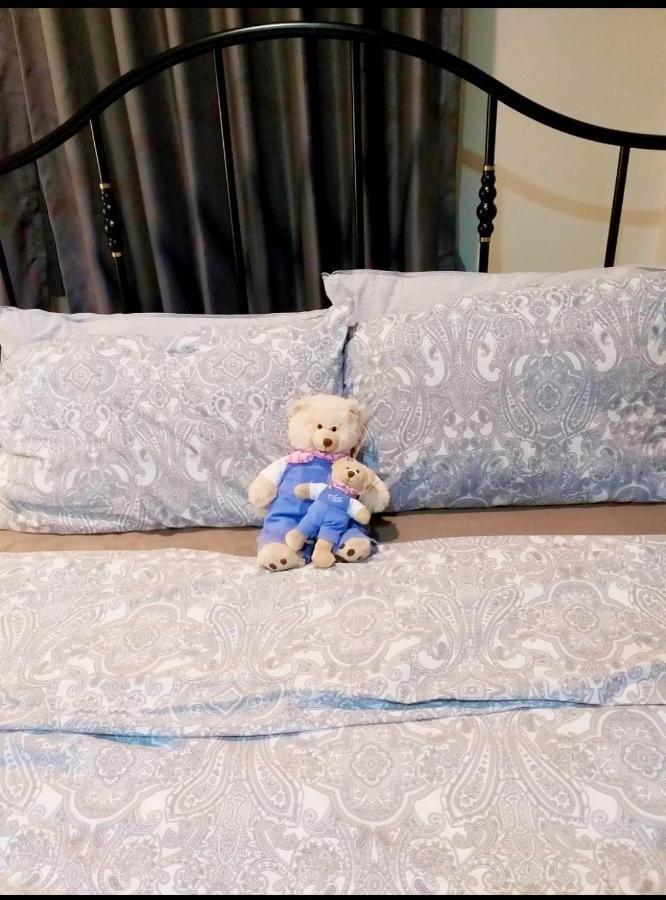 The Cube Sathorn Boutique เดอะ คิวบ์ สาทร บูติค โฮเทล Near Bts Surasak Bed & Breakfast