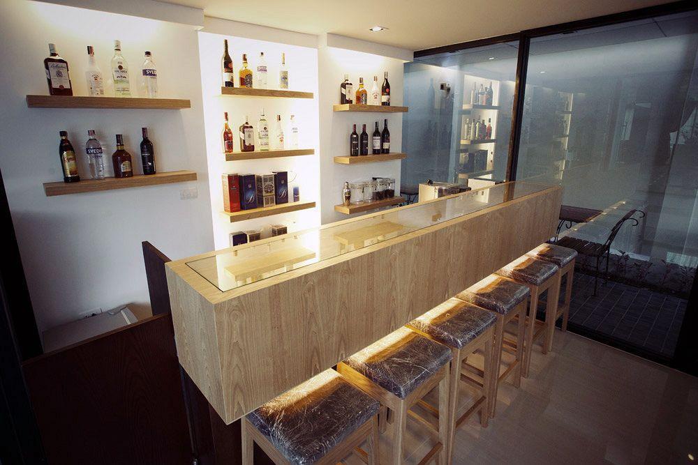 Alisha Court & 4* Bangkok