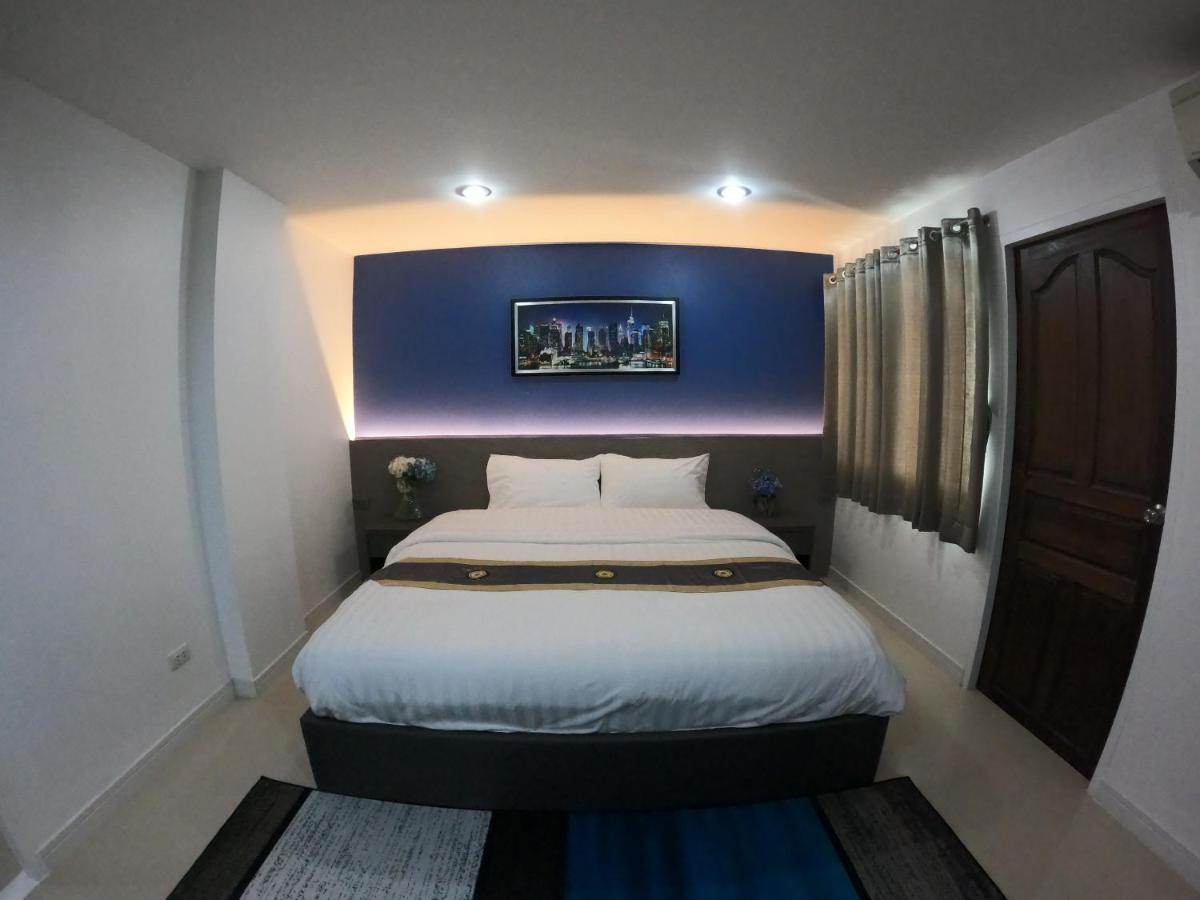 Poonsuk Place Khách sạn Bangkok