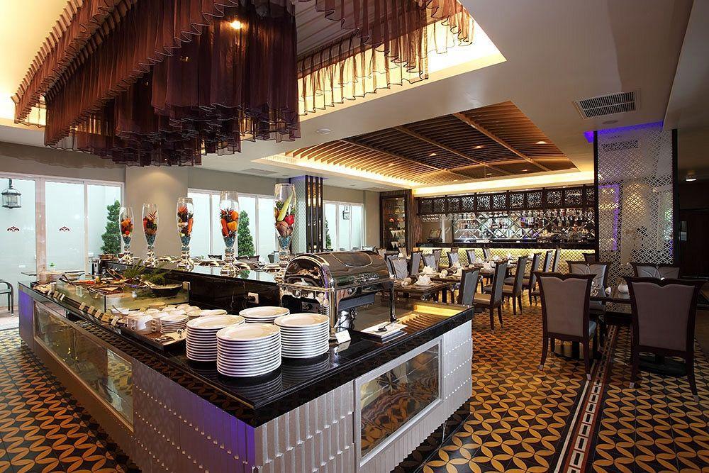 Hotel Chillax 4*