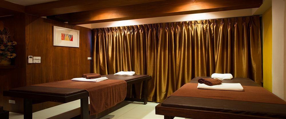 Third Rock 3* Bangkok