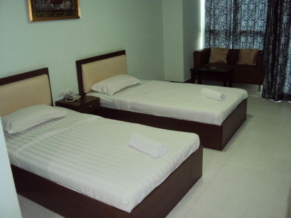 Aryan Hotel 2*