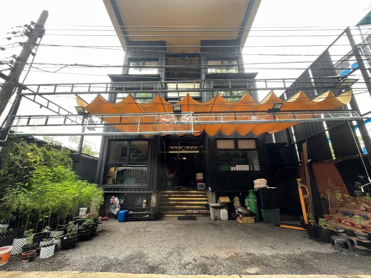 Baan 75, Sukhumvit 42 *