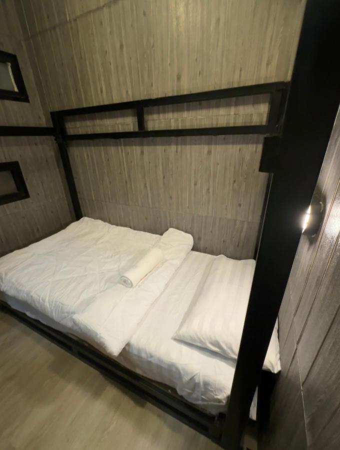 Bed * Bangkok