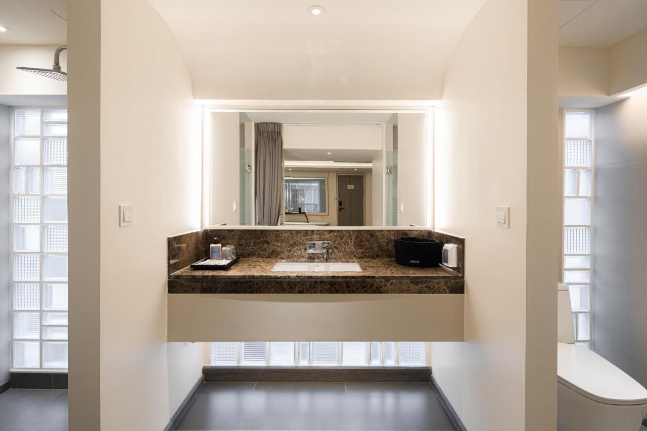 Yanh Ratchawat Hotel 4*
