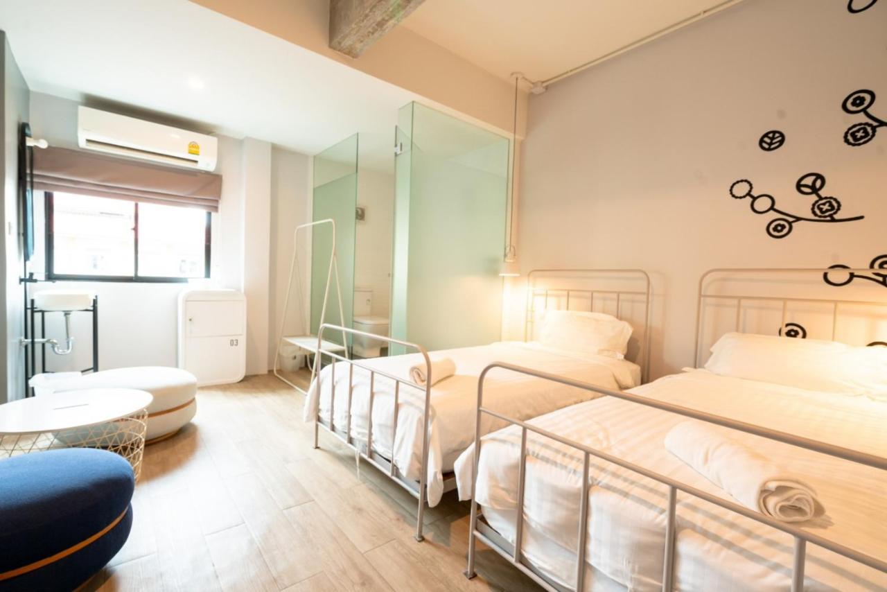 Nhà trọ Bedspread (adults Only)