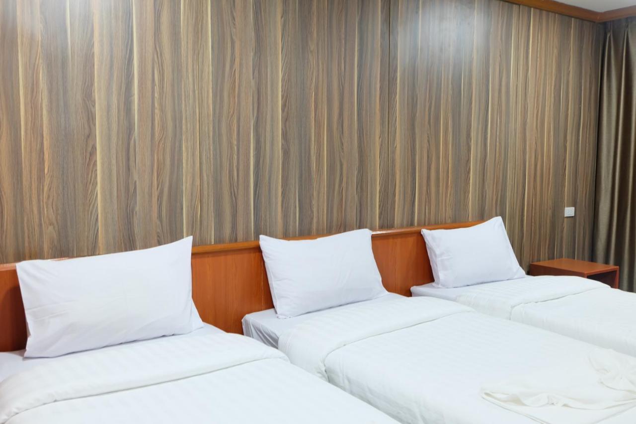 Grannylla Ramkhamhaeng Hotel