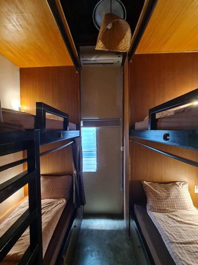 Non House บ้านนอนโฮสเทล Hostel *