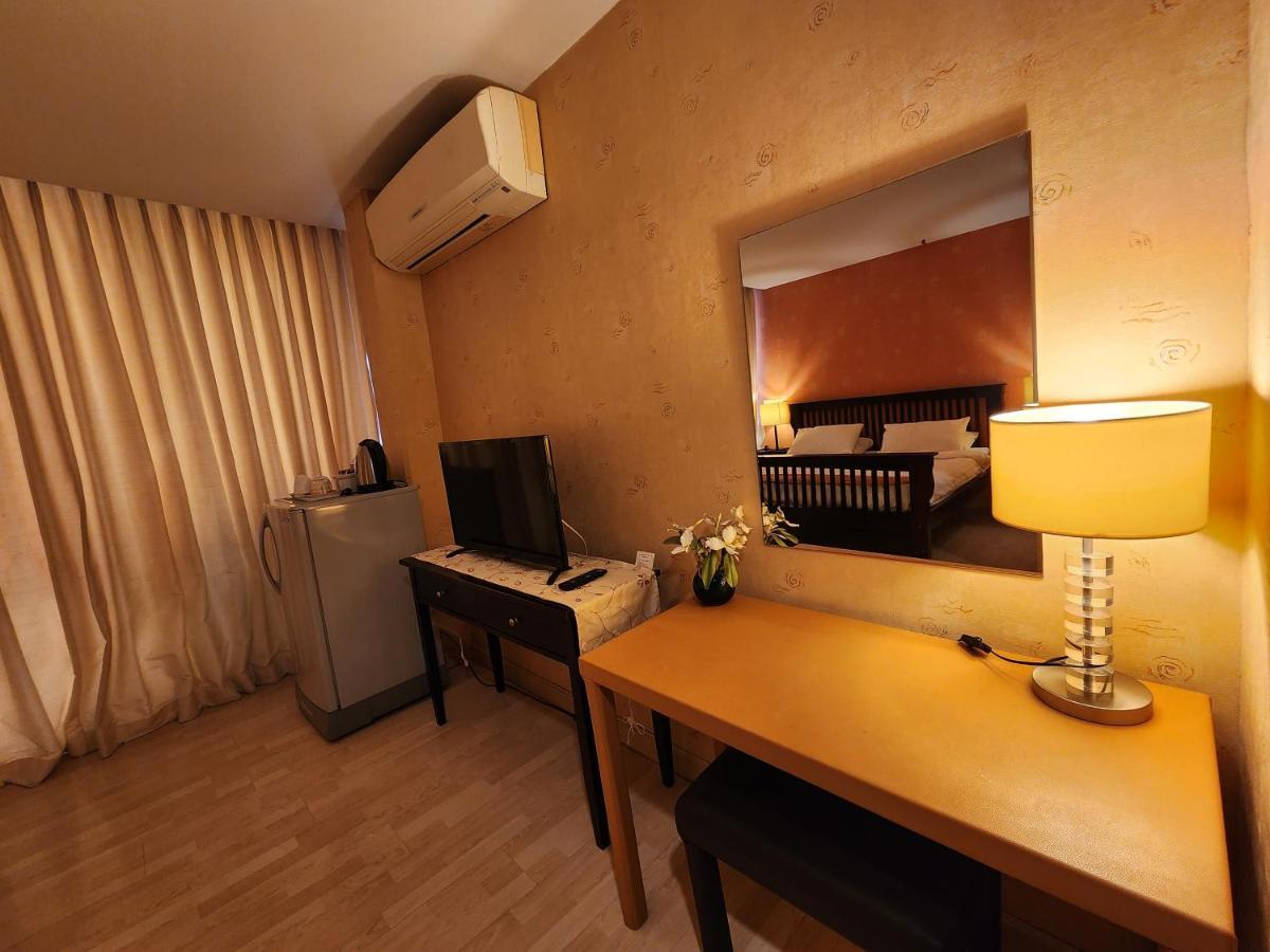 August Residencia Hotel