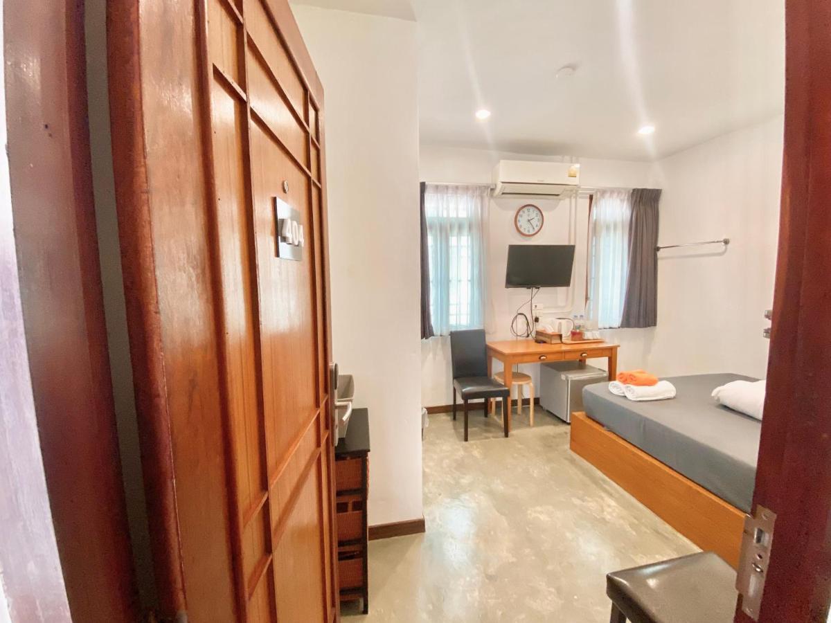 Tiny Taladnoi Hostel Bangkok