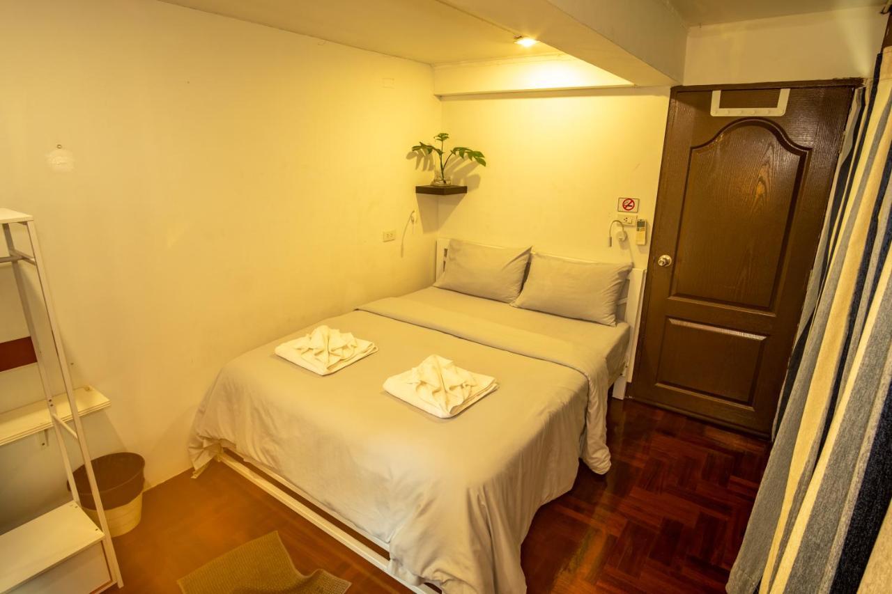 Home16 Sukhumvit16 Hostel Bangkok