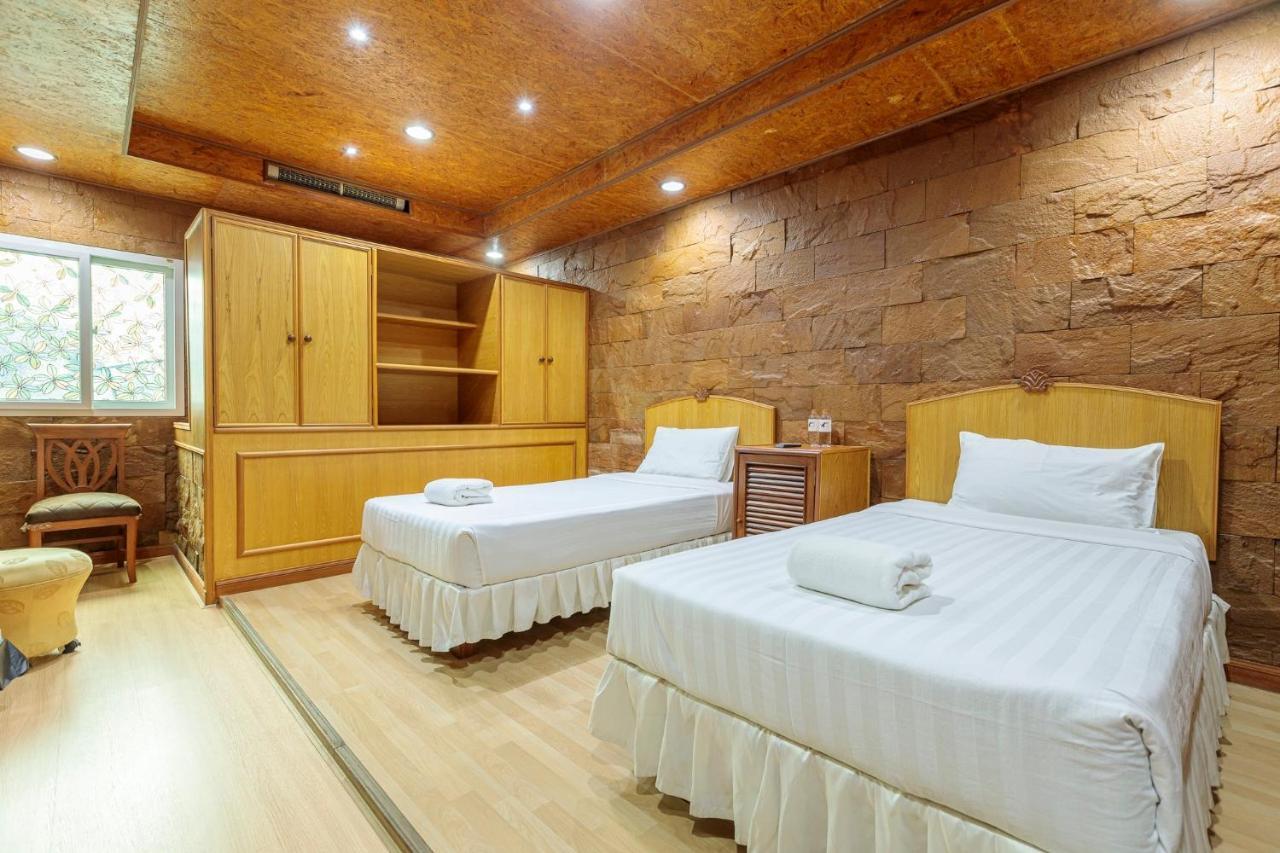 Pj Watergate Khách sạn 3*