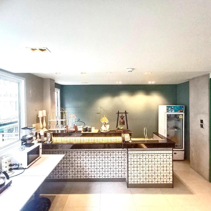 Homie & Cafe Hotel 3*