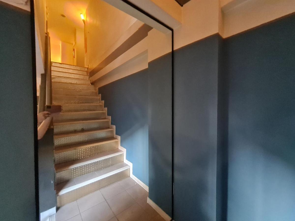 Hotel Somewhere To Escape - Hometel Bangkok