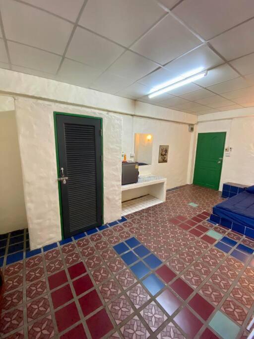 Apartamento Ratanawong Place 406 *