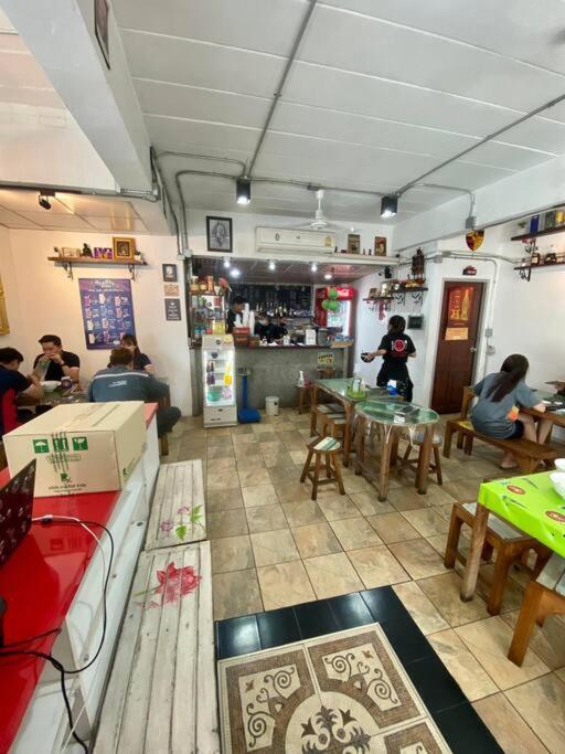 Apartment Ratanawong Place 553