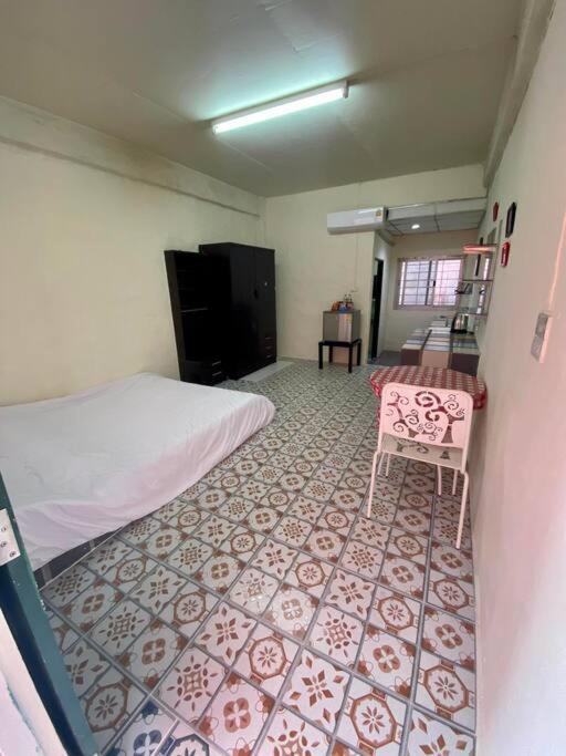 Ratanawong Place 513