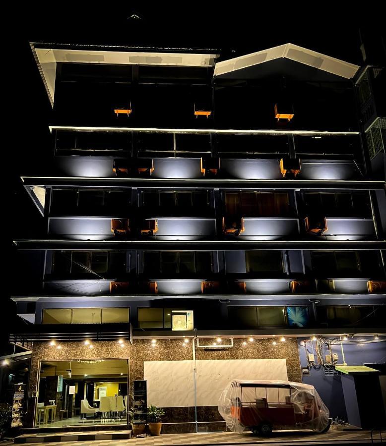 Hotel Anandpura Riverside Bangkok