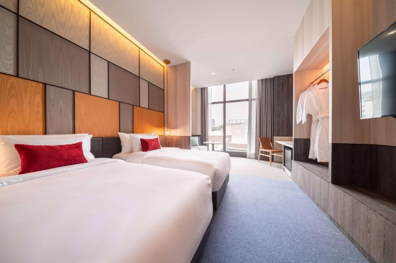 Ramada Plaza By Wyndham Sukhumvit 48