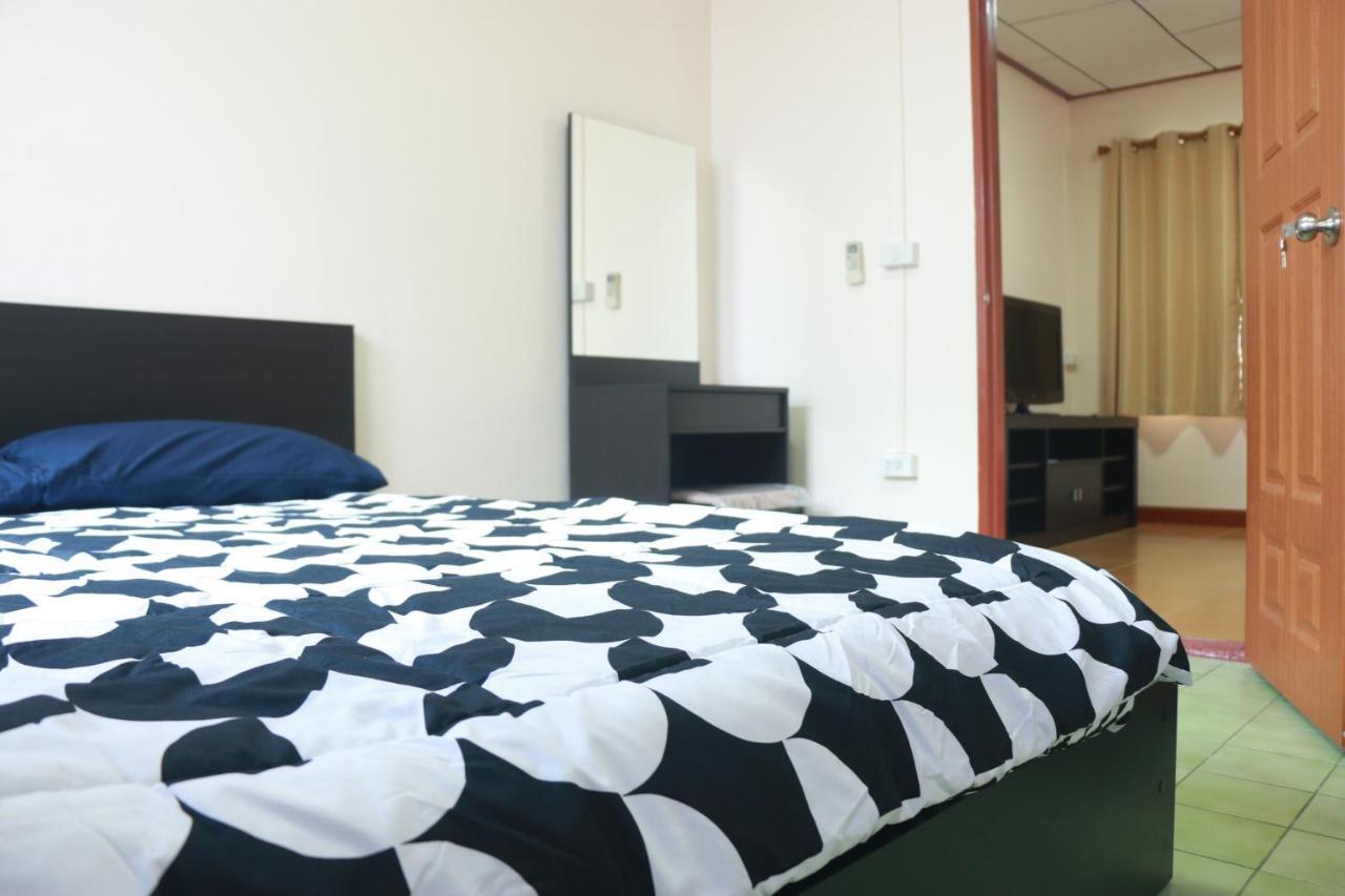 Chillhouse24 @ Donmueang Apartment *