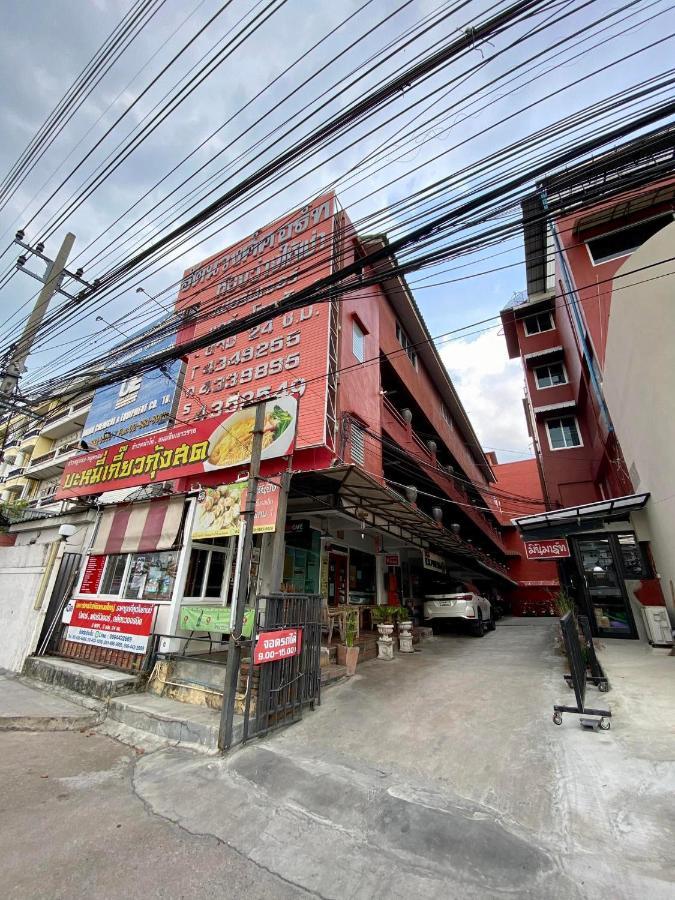 Ratanawong Place 511 Apartment