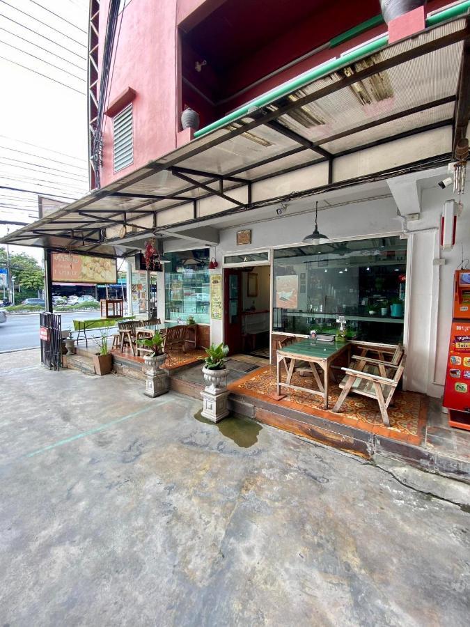 Ratanawong Place 511 Apartment *