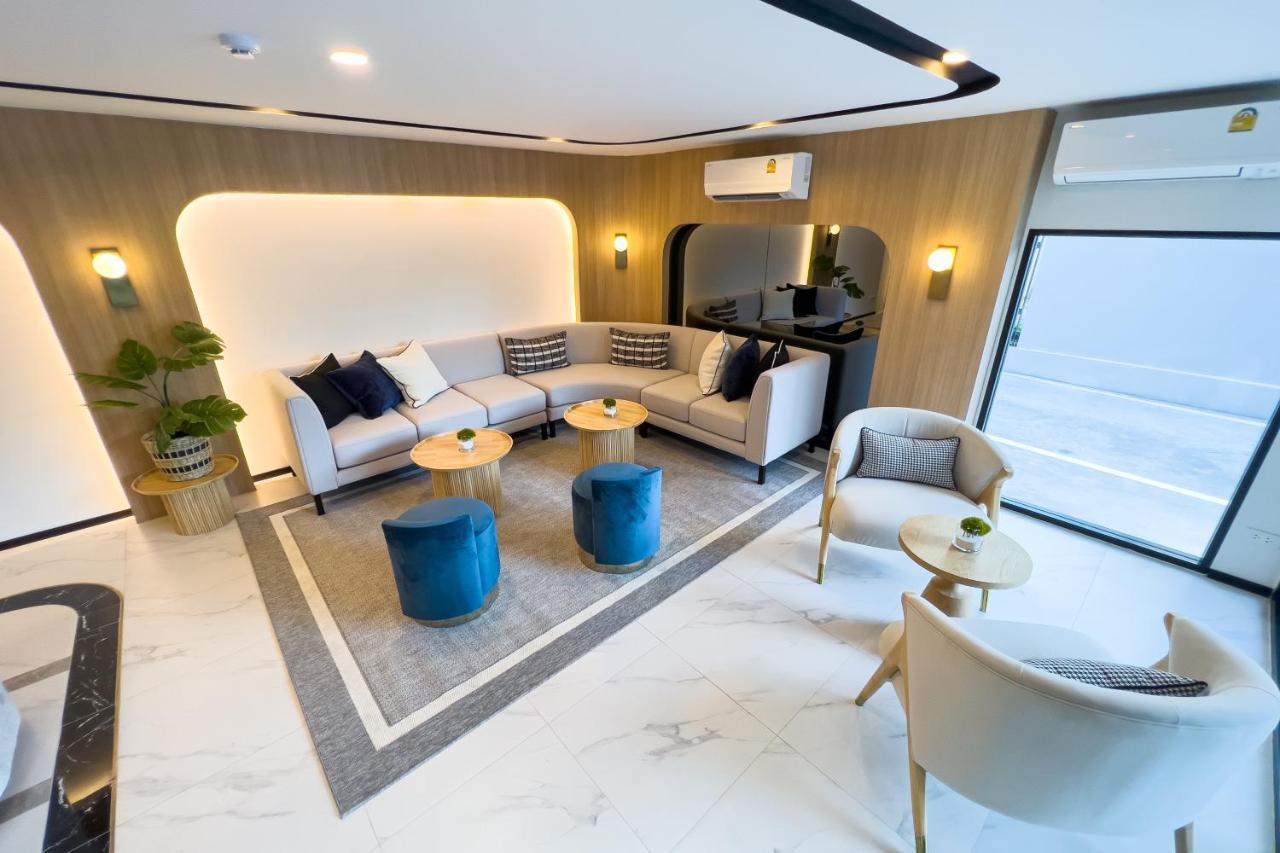 Hotel Wellness & Sukhumvit 107 4*