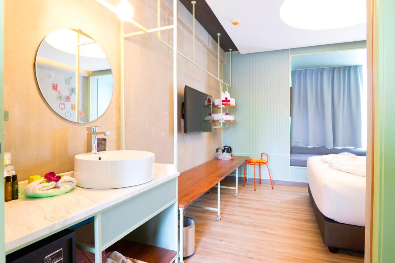Samsen Street 4* Bangkok