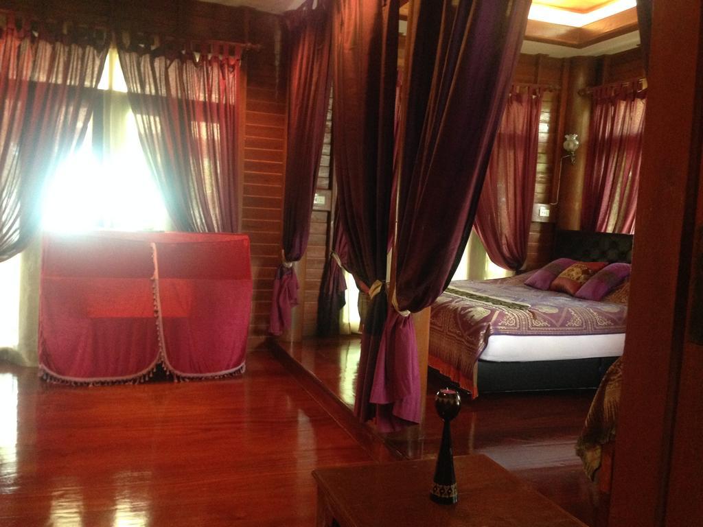 Resort Ruanthai And 3*