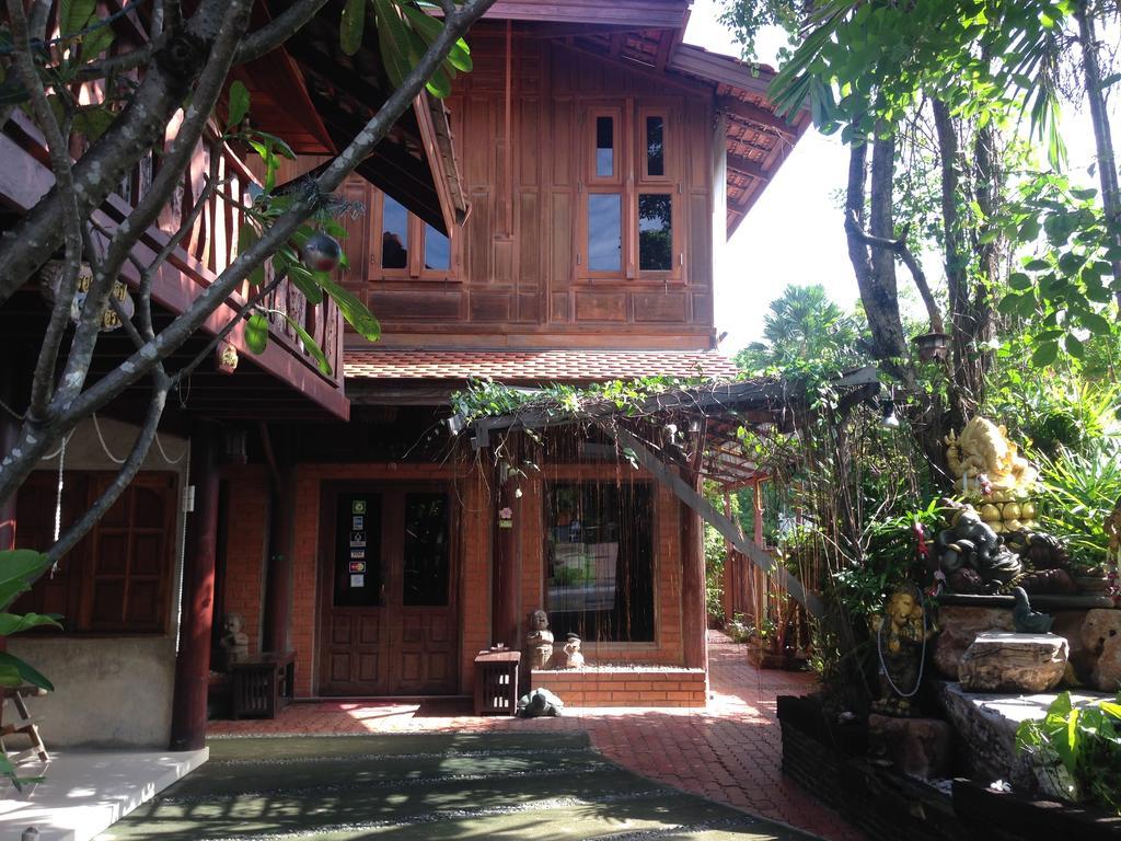 Ruanthai And Resort Bangkok
