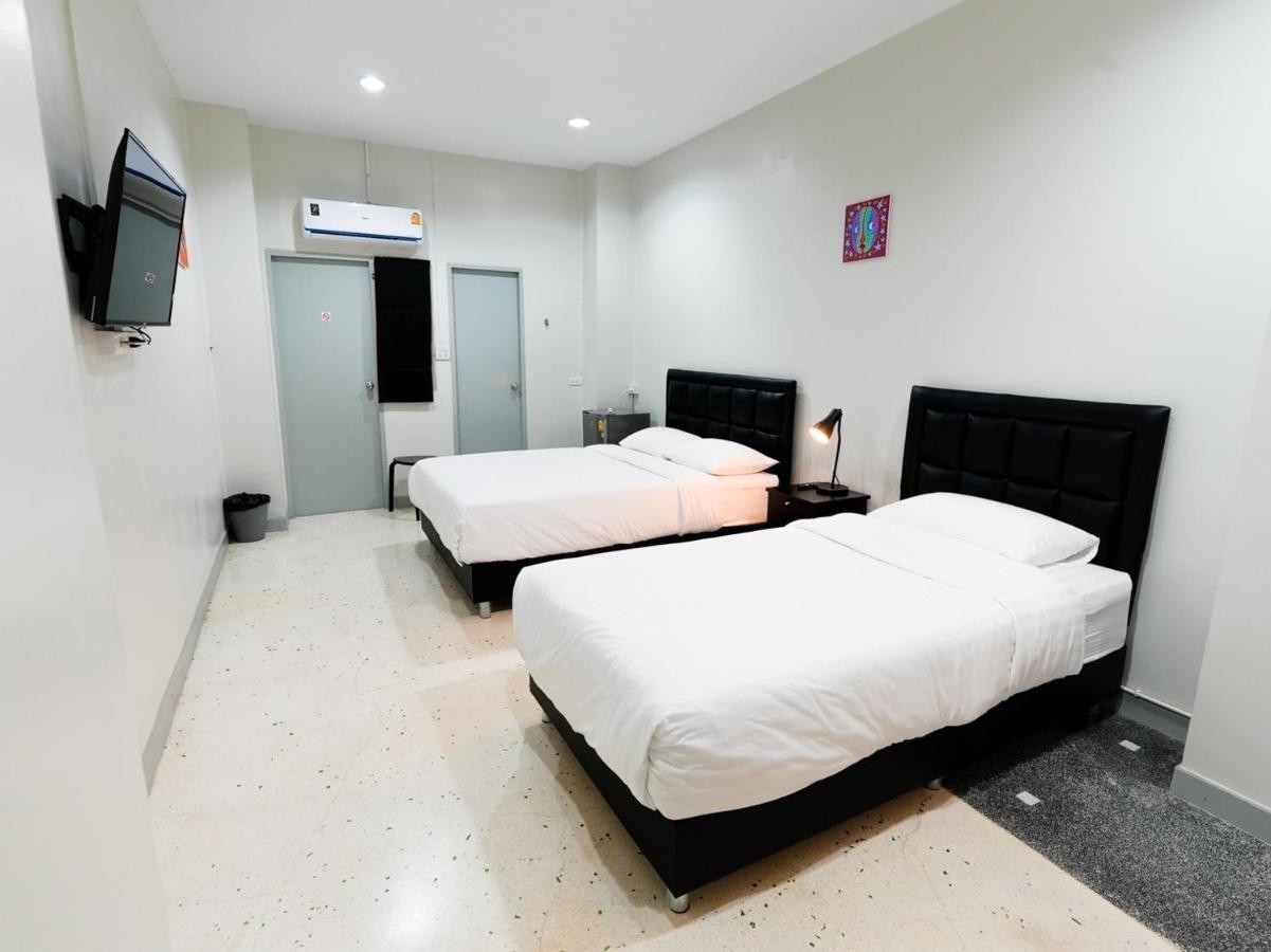 Khách sạn hẻo lánh Suksomboon Bangkok