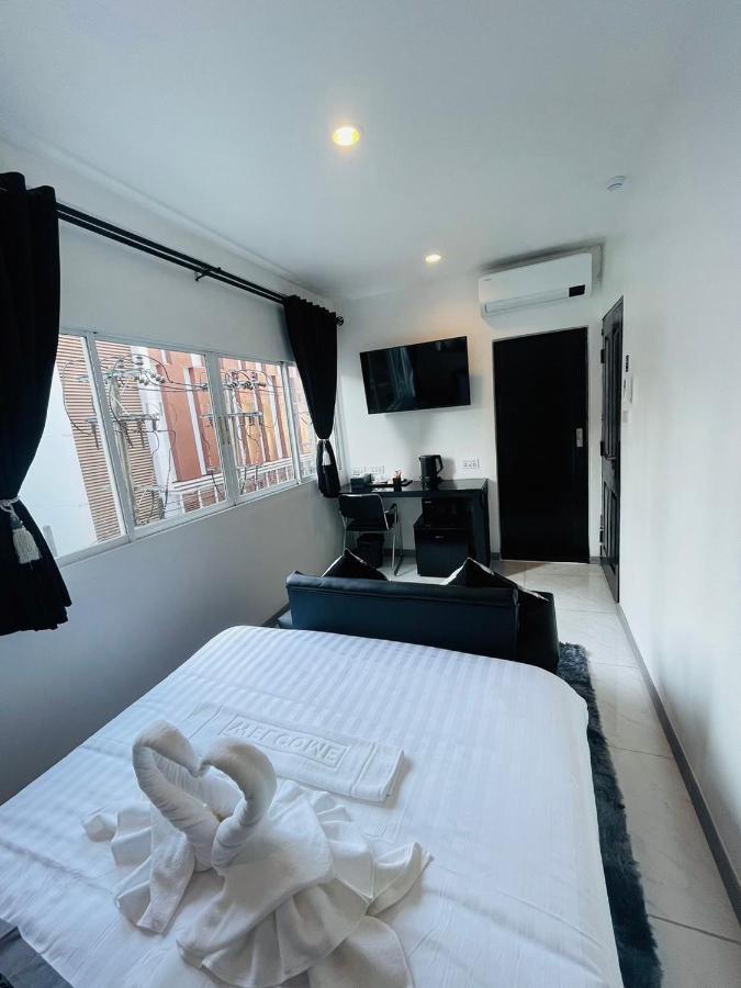 Thonglor Hotel