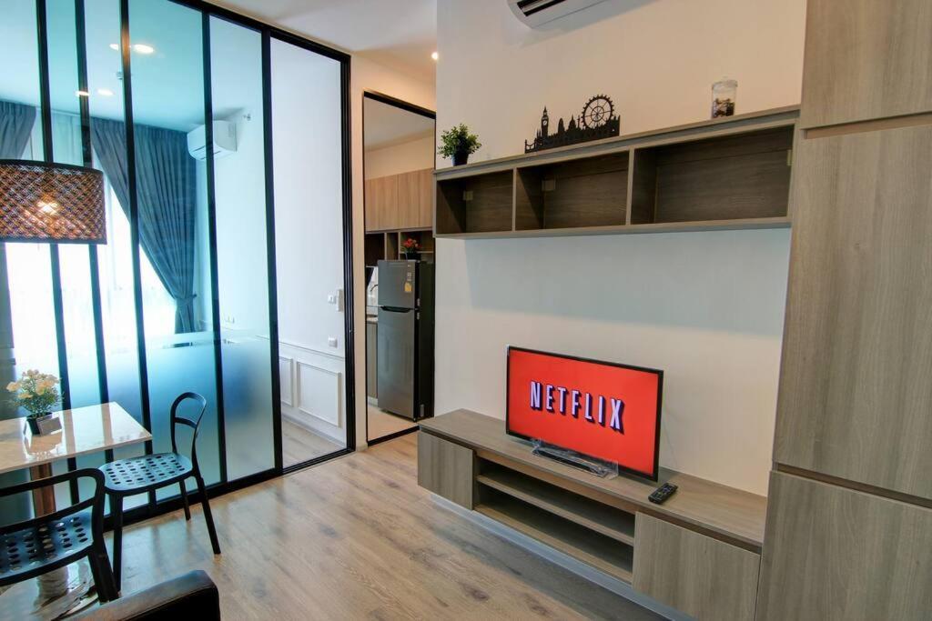 New Condo, Hi-speed Wi-fi, Gym Pool, Near Lam Sali Mrt *