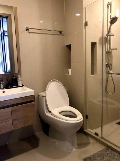 Apartment Nest Sukhumvit71 Bts - Pool, Fitness, Parking, Wifi