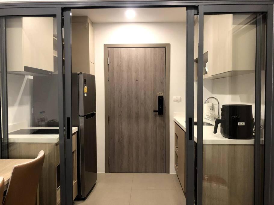 Nest Sukhumvit71 Bts - Pool, Fitness, Parking, Wifi Apartment *