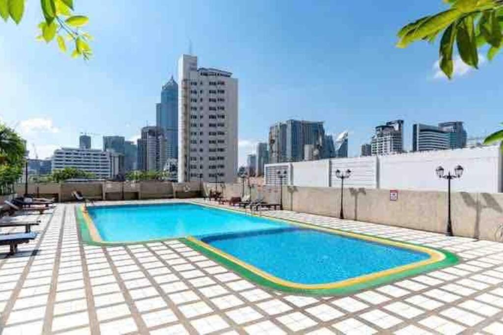 Selfcheckin Omni Tower Sukhumvit4 Nana Asoke Bts Mrt Hispeed Wifi Pool&gym * Bangkok