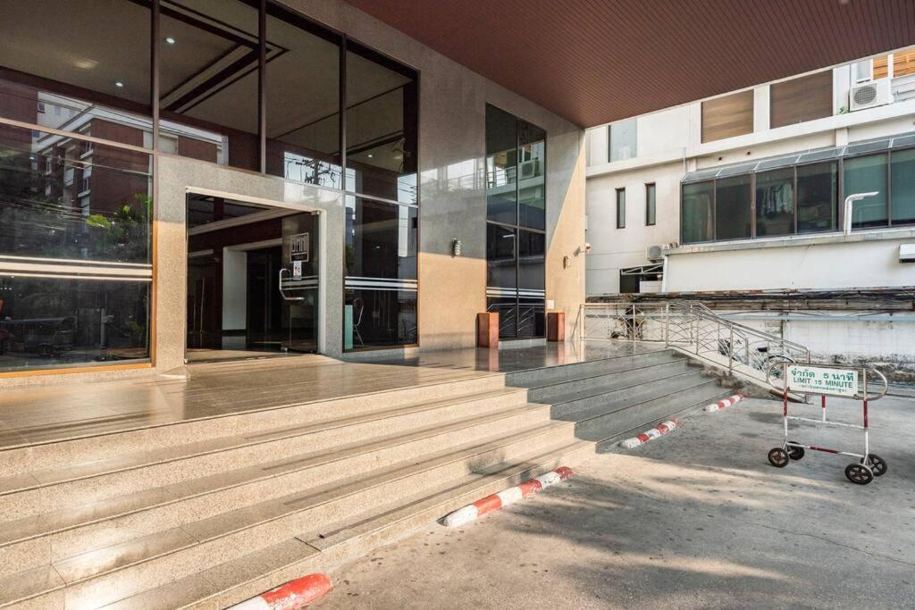 Apartment Selfcheckin Omni Tower Sukhumvit4 Nana Asoke Bts Mrt Hispeed Wifi Pool&gym Bangkok