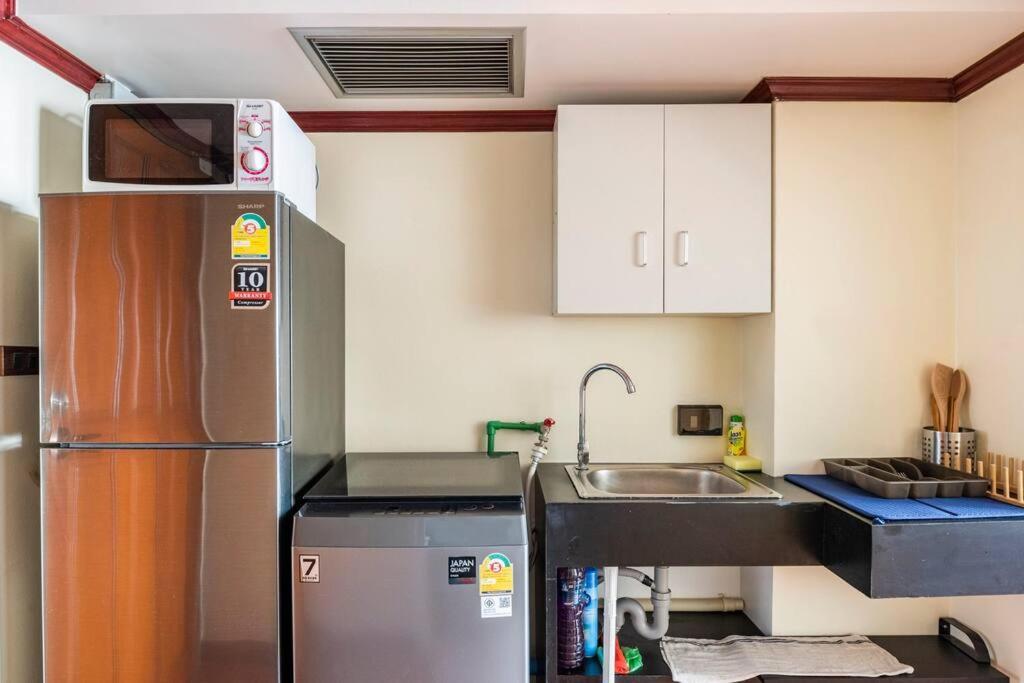 Selfcheckin Omni Tower Sukhumvit4 Nana Asoke Bts Mrt Hispeed Wifi Pool&gym Apartment